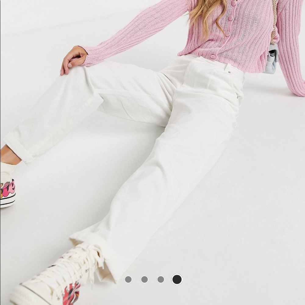 White Lightweight Mom Jeans